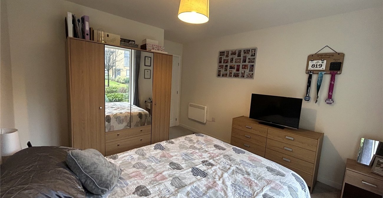 1 bedroom property for sale in Northfleet | Robinson Michael & Jackson