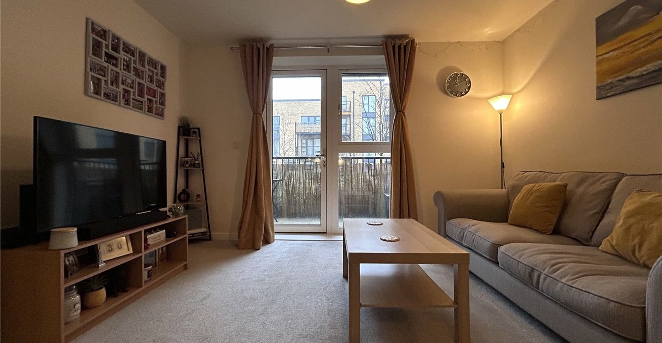 1 bedroom property for sale in Northfleet | Robinson Michael & Jackson