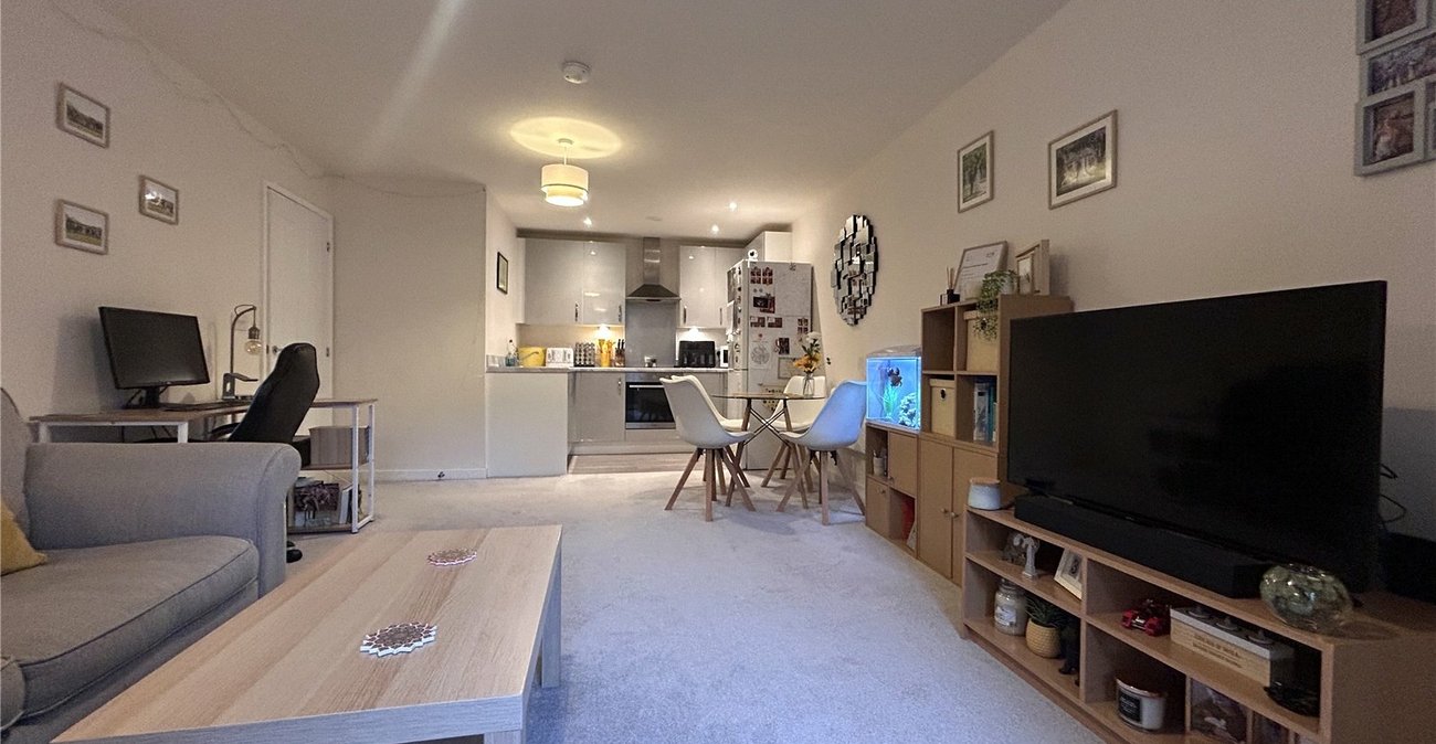 1 bedroom property for sale in Northfleet | Robinson Michael & Jackson