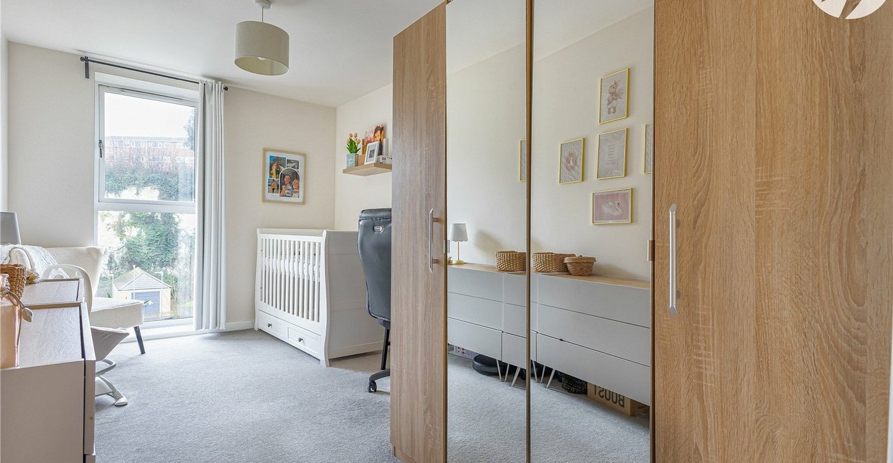 2 bedroom property for sale in Northfleet | Robinson Michael & Jackson