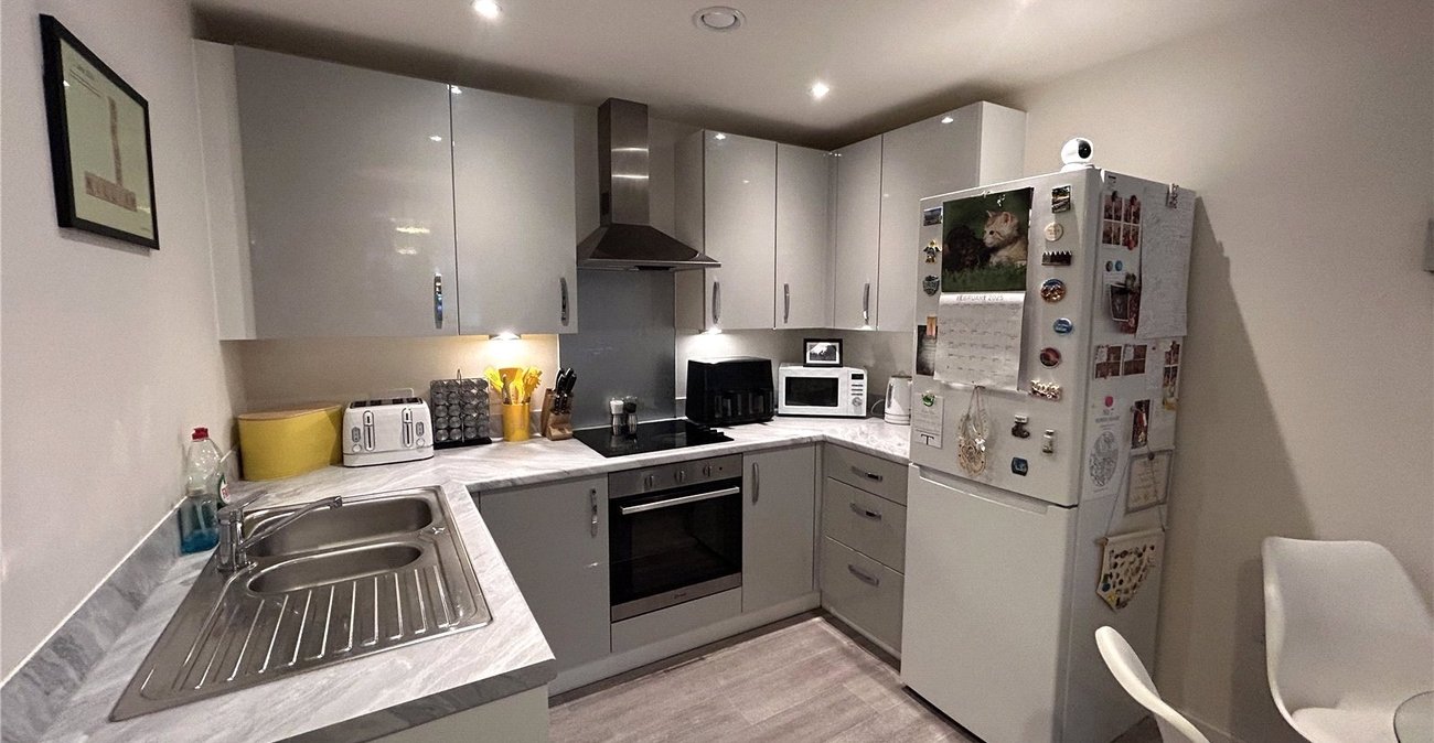 1 bedroom property for sale in Northfleet | Robinson Michael & Jackson