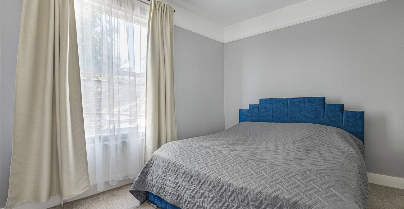 2 bedroom property for sale in Woolwich | Robinson Jackson