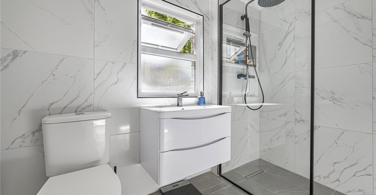 2 bedroom property for sale in Woolwich | Robinson Jackson