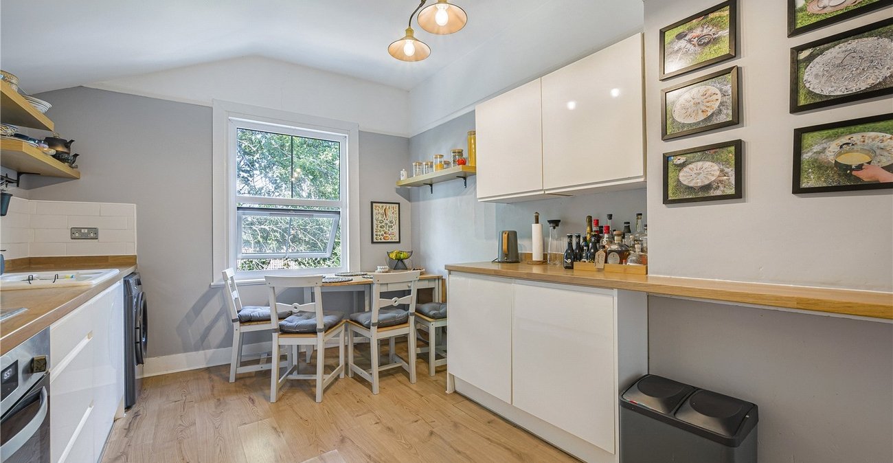 2 bedroom property for sale in Woolwich | Robinson Jackson