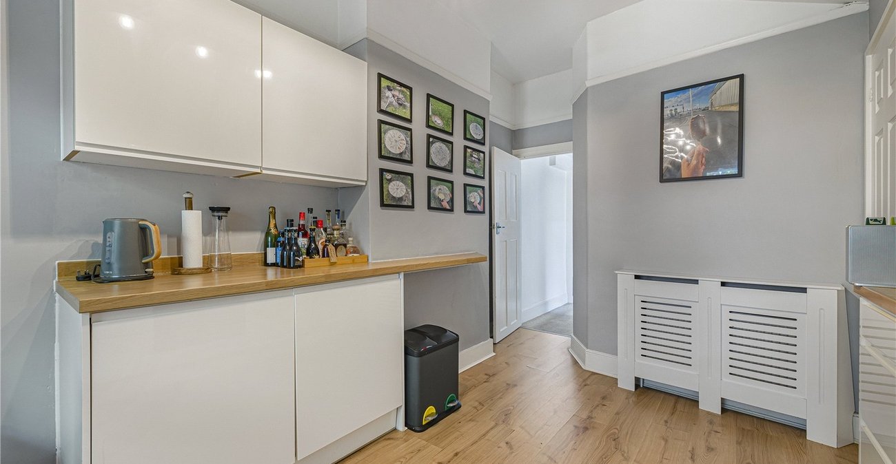 2 bedroom property for sale in Woolwich | Robinson Jackson