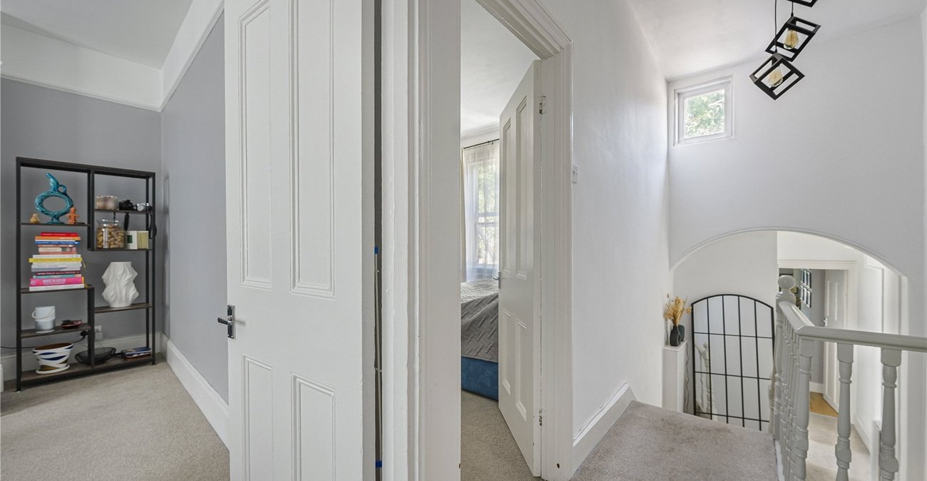 2 bedroom property for sale in Woolwich | Robinson Jackson