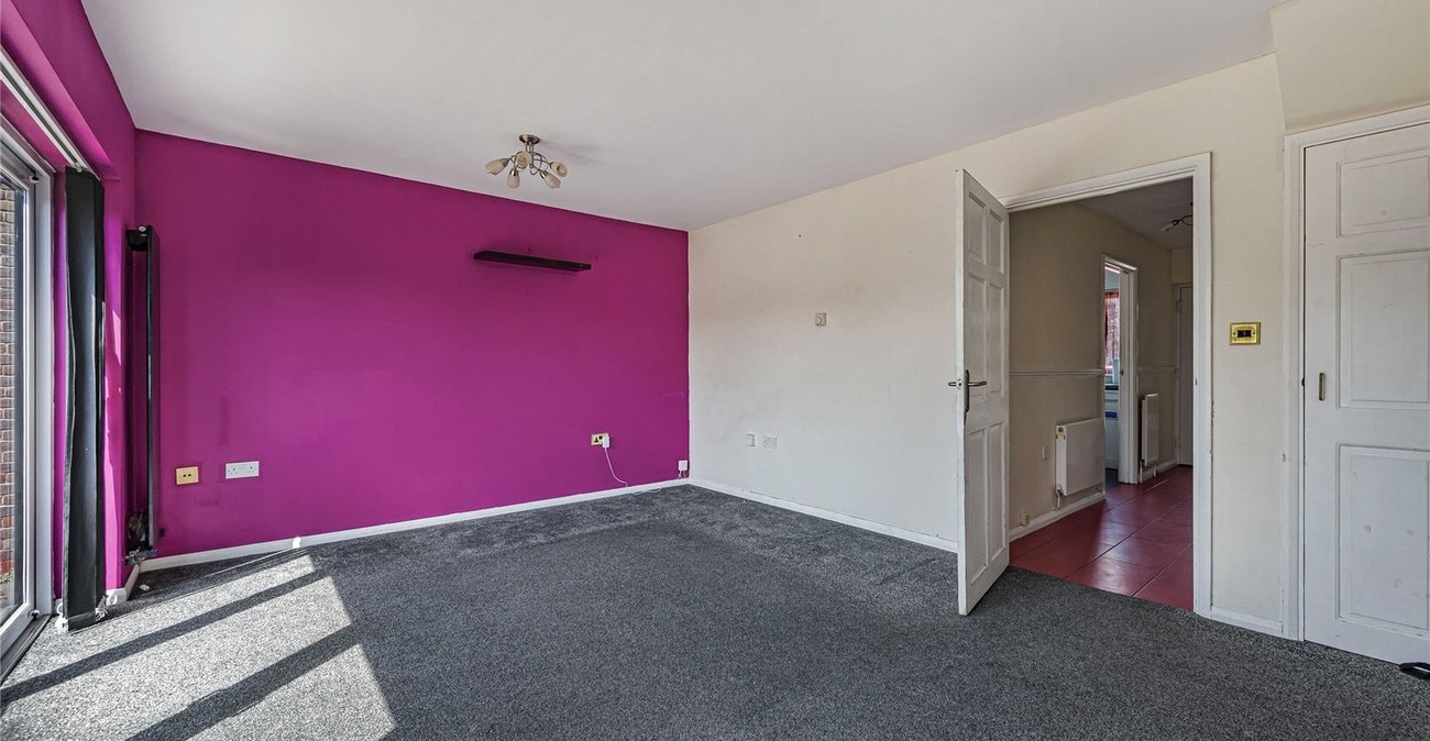 3 bedroom house for sale in Welling | Robinson Jackson
