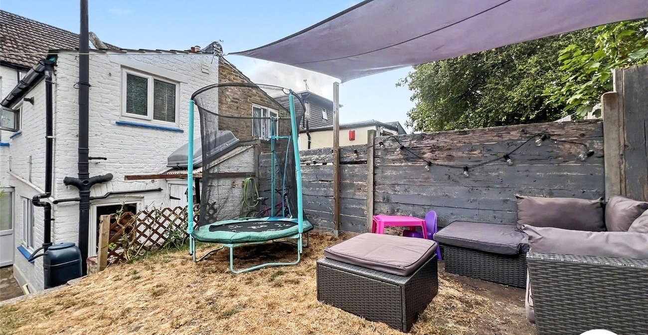2 bedroom house for sale in Chatham | Robinson Michael & Jackson