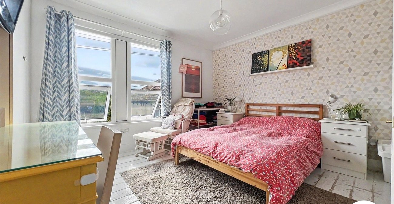2 bedroom house for sale in Chatham | Robinson Michael & Jackson