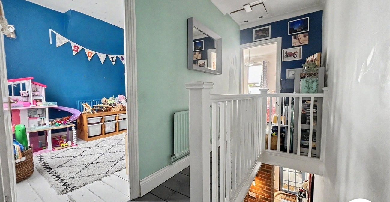 2 bedroom house for sale in Chatham | Robinson Michael & Jackson
