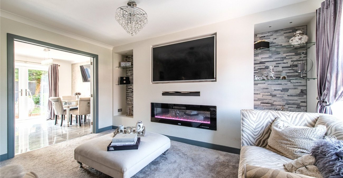 3 bedroom house for sale in Cliffe Woods | Robinson Michael & Jackson