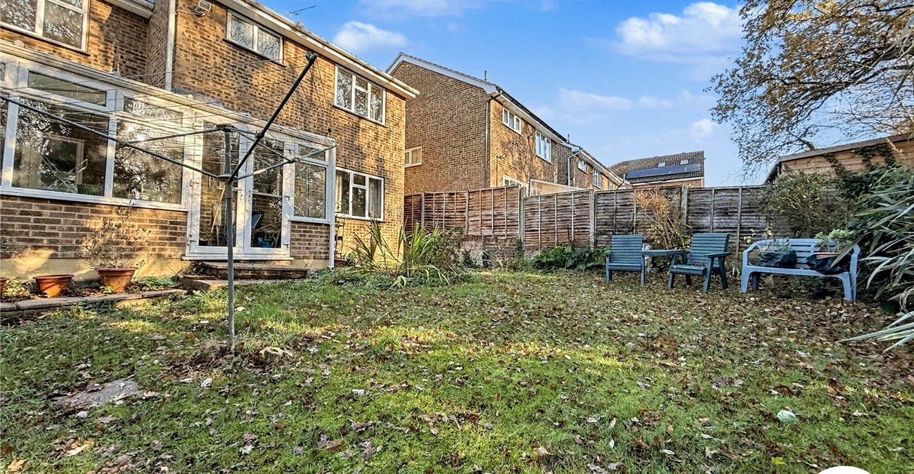 4 bedroom house for sale in Cliffe Woods | Robinson Michael & Jackson