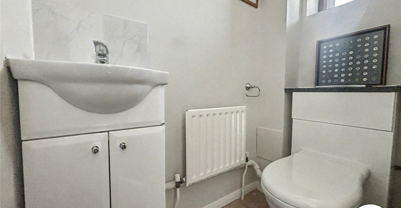 4 bedroom house for sale in Cliffe Woods | Robinson Michael & Jackson