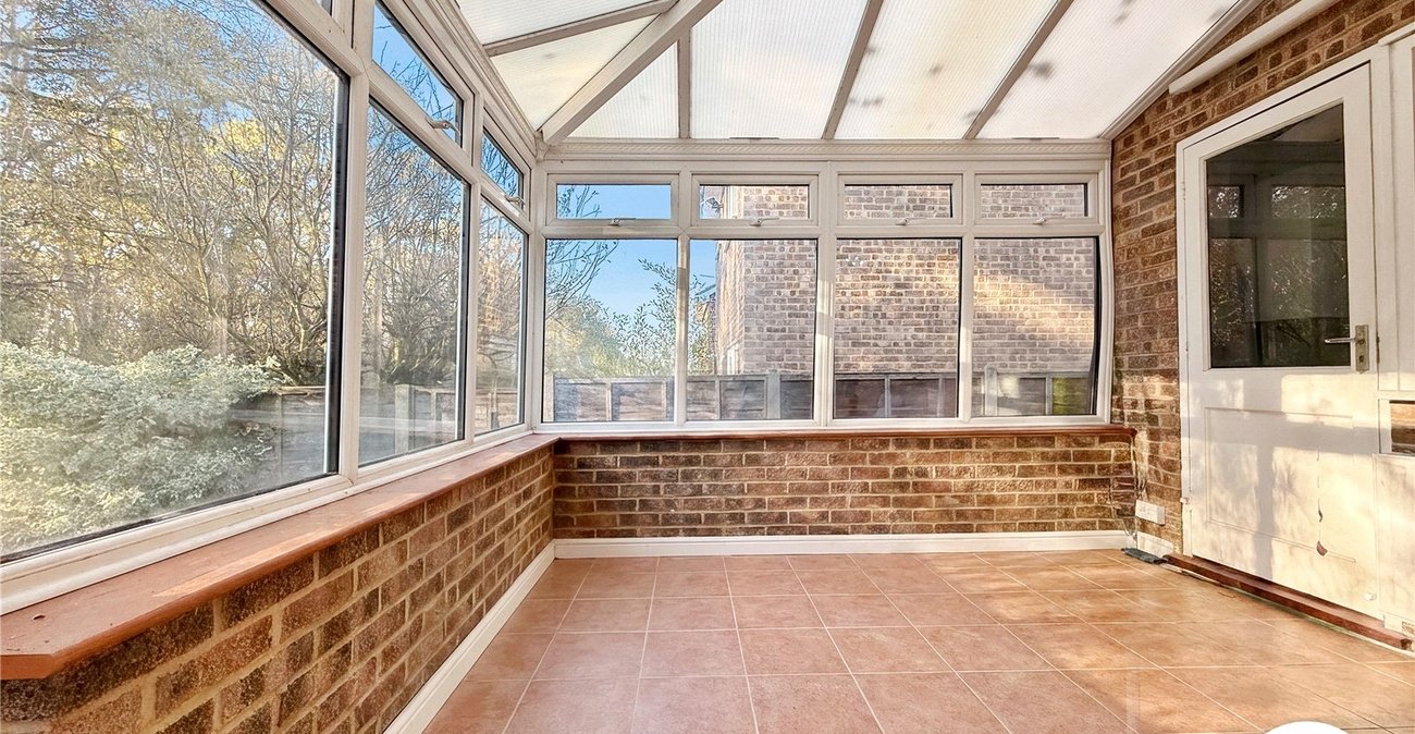 4 bedroom house for sale in Cliffe Woods | Robinson Michael & Jackson