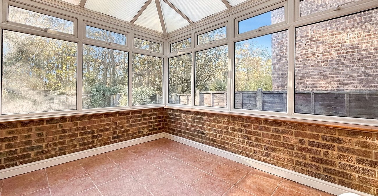 4 bedroom house for sale in Cliffe Woods | Robinson Michael & Jackson