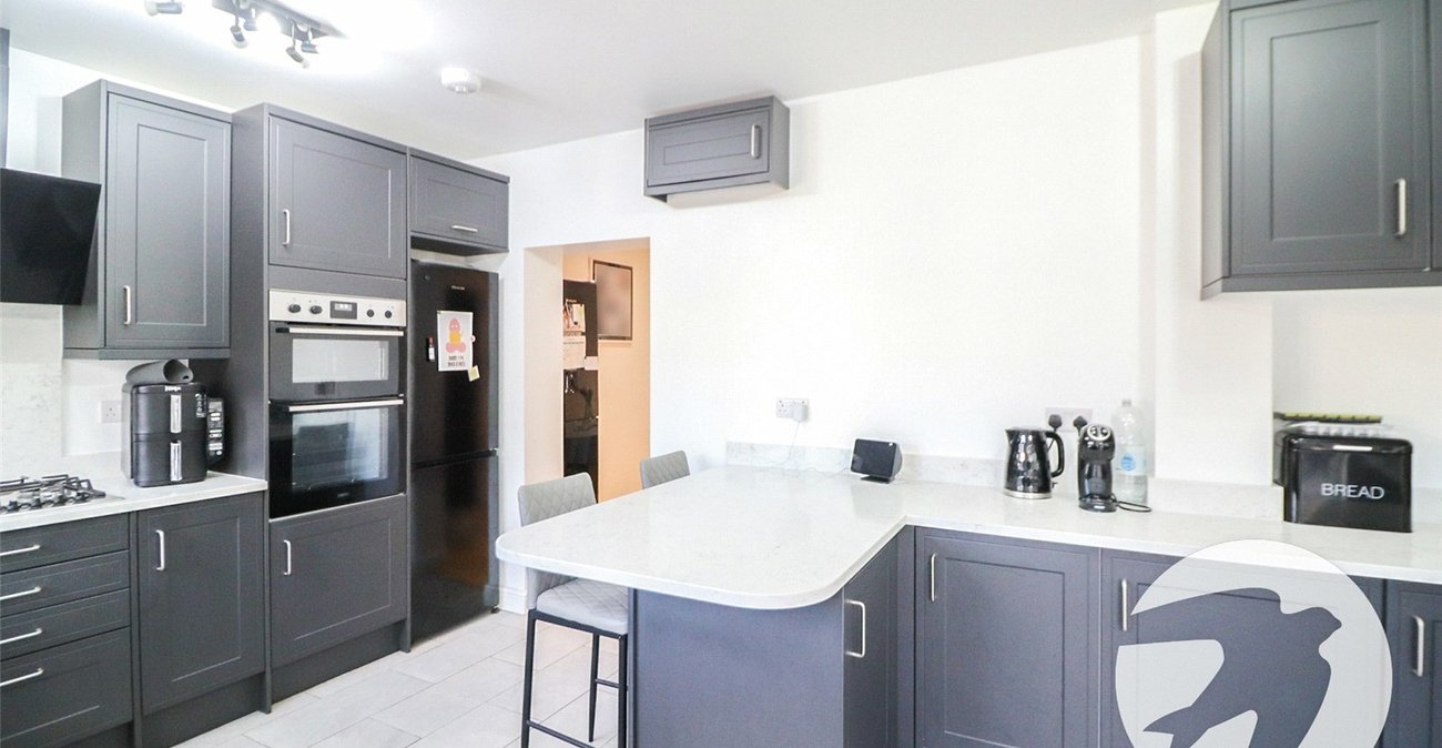 3 bedroom house for sale in Erith | Robinson Jackson