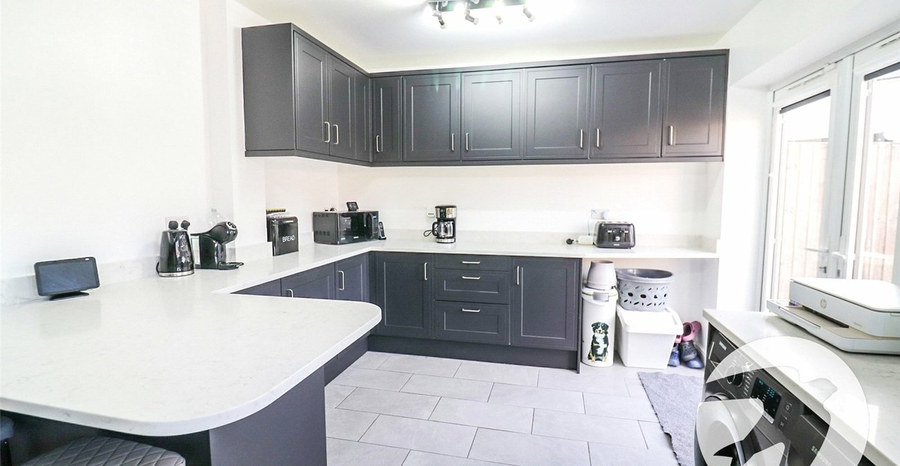 3 bedroom house for sale in Erith | Robinson Jackson