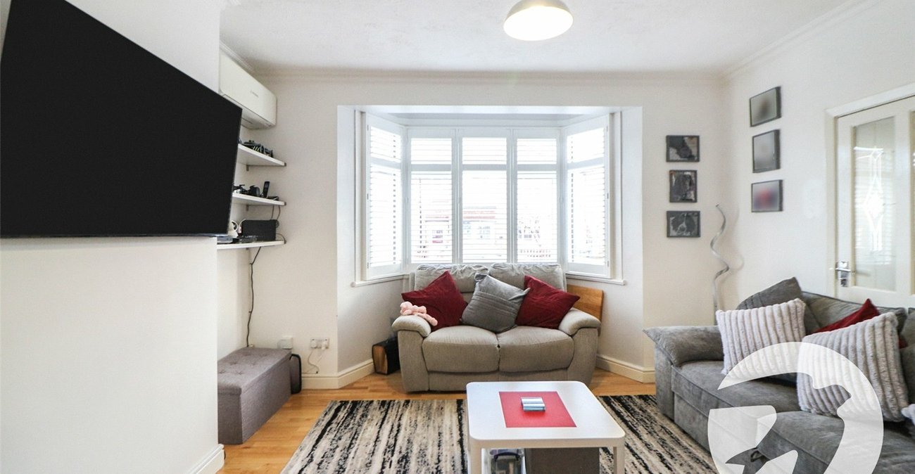 3 bedroom house for sale in Erith | Robinson Jackson