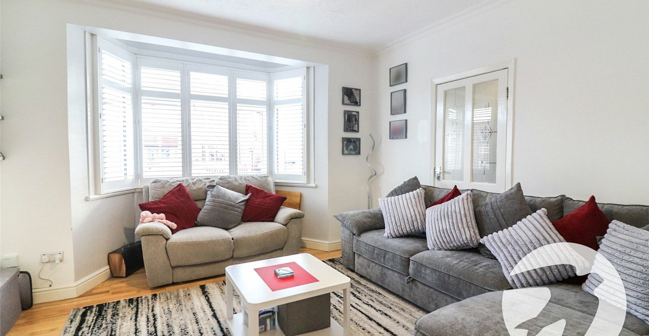 3 bedroom house for sale in Erith | Robinson Jackson