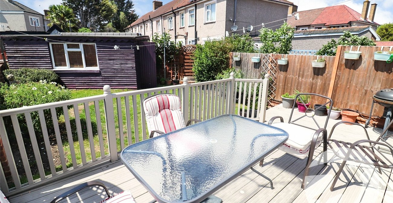 3 bedroom house for sale in Northumberland Heath | Robinson Jackson