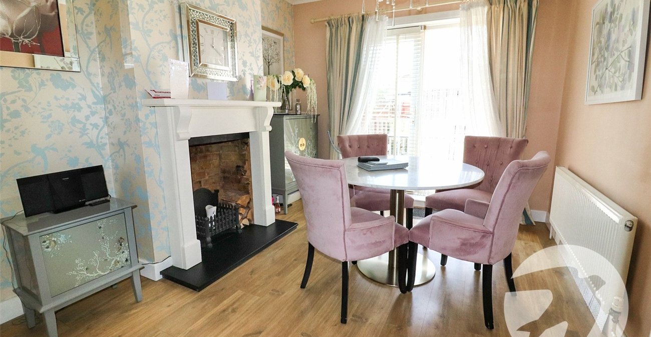 3 bedroom house for sale in Northumberland Heath | Robinson Jackson