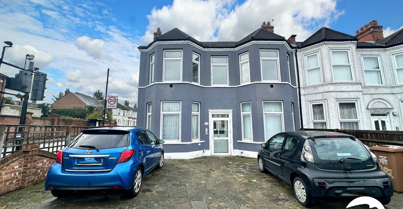 1 bedroom property for sale in Hither Green | Robinson Jackson