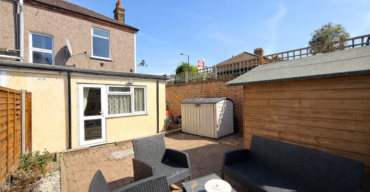 1 bedroom property for sale in Hither Green | Robinson Jackson