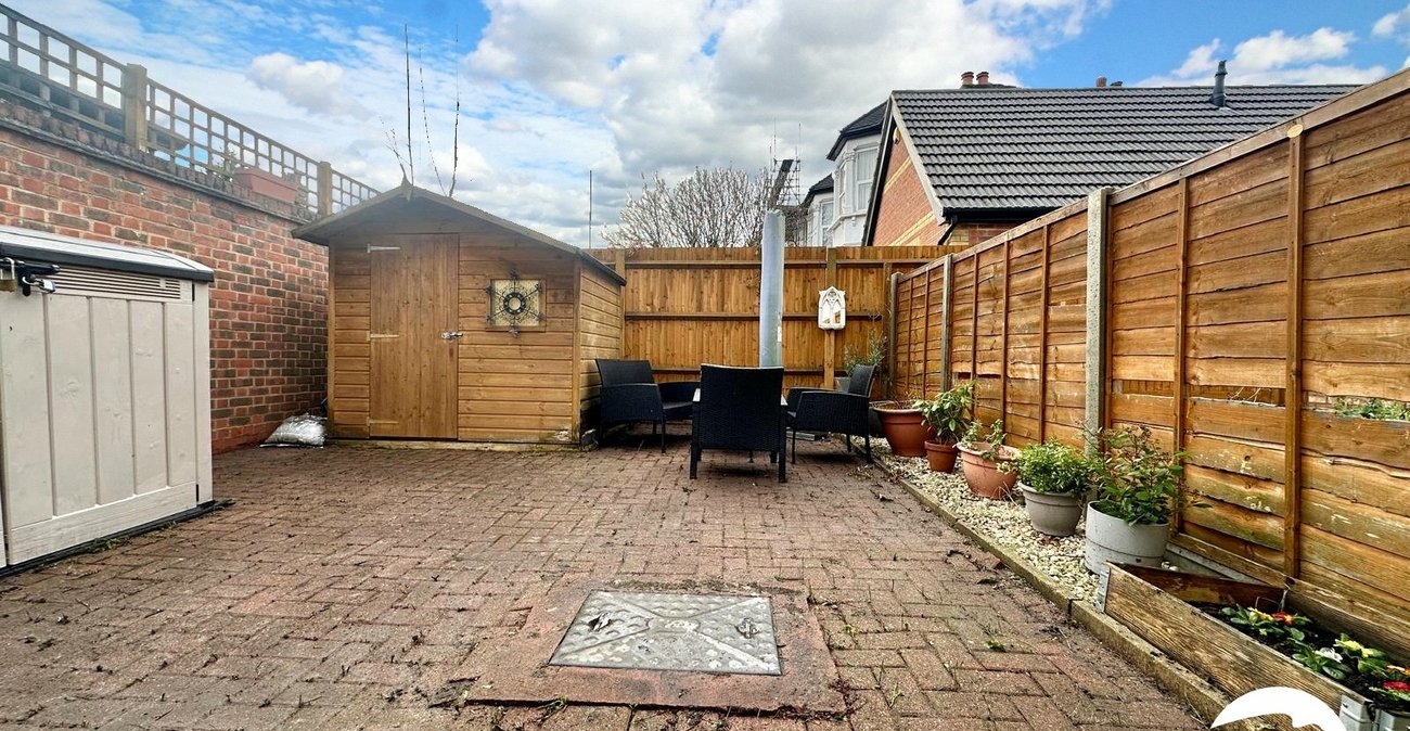 1 bedroom property for sale in Hither Green | Robinson Jackson