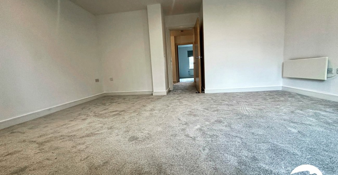 2 bedroom property for sale in London | Robinson Jackson