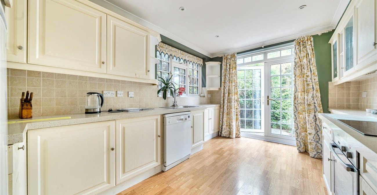 5 bedroom house for sale in Crystal Palace | Robinson Jackson