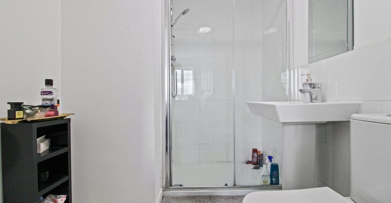 4 bedroom property for sale in Castle Hill | Robinson Jackson