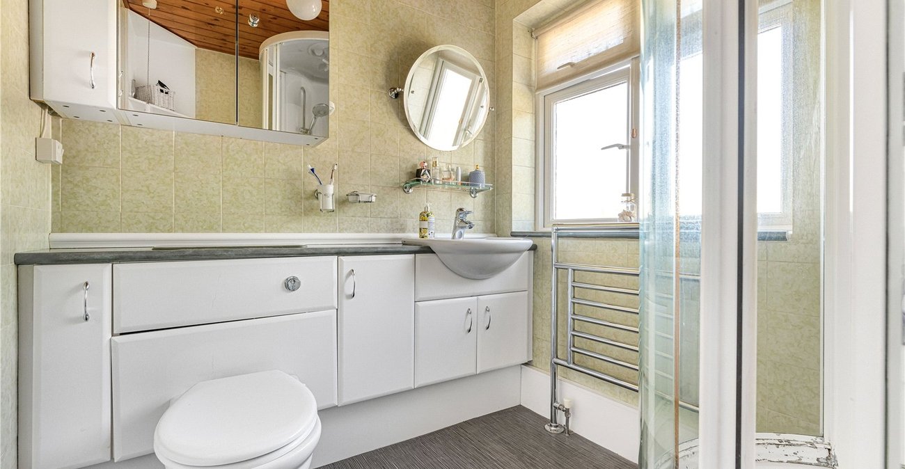 7 bedroom house for sale in Swanley | Robinson Jackson
