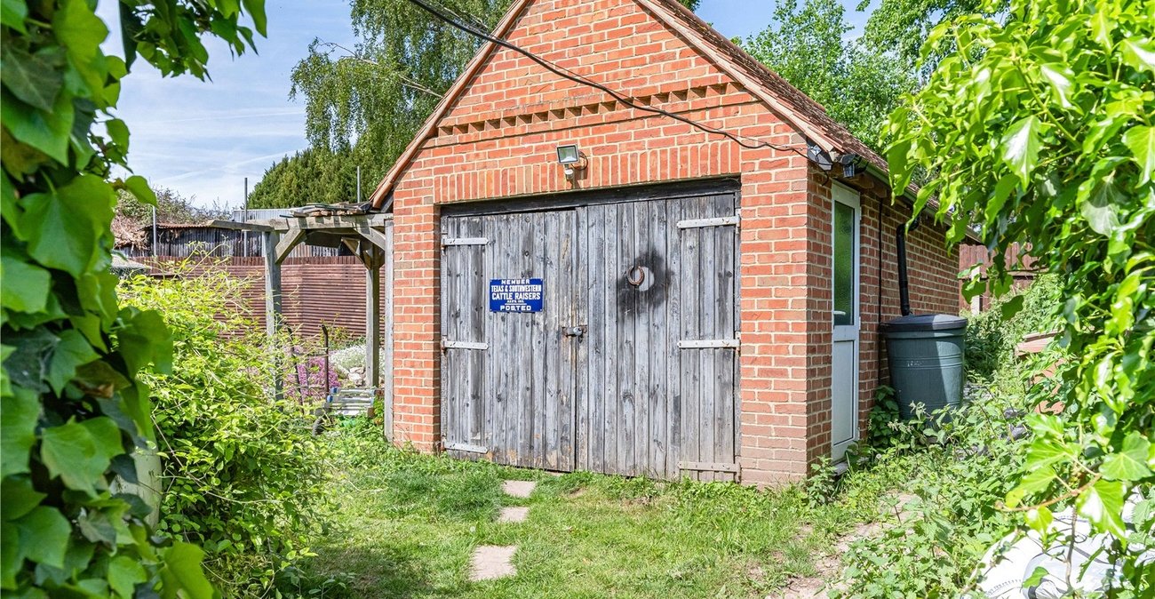 7 bedroom house for sale in Swanley | Robinson Jackson