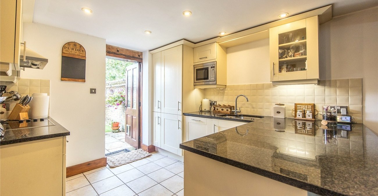 3 bedroom property for sale in Sevenoaks | Robinson Michael & Jackson