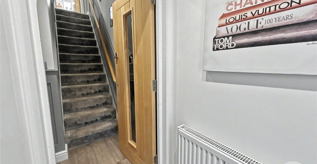 2 bedroom house for sale in Sidcup | Robinson Jackson