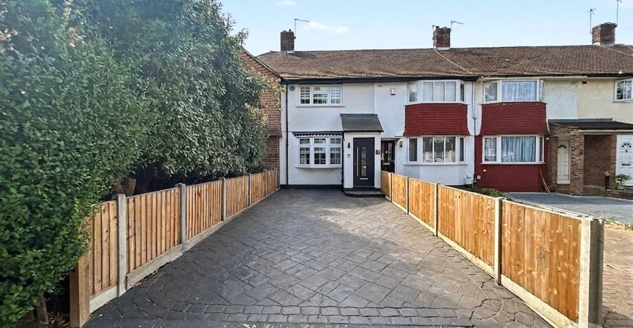 2 bedroom house for sale in Sidcup | Robinson Jackson
