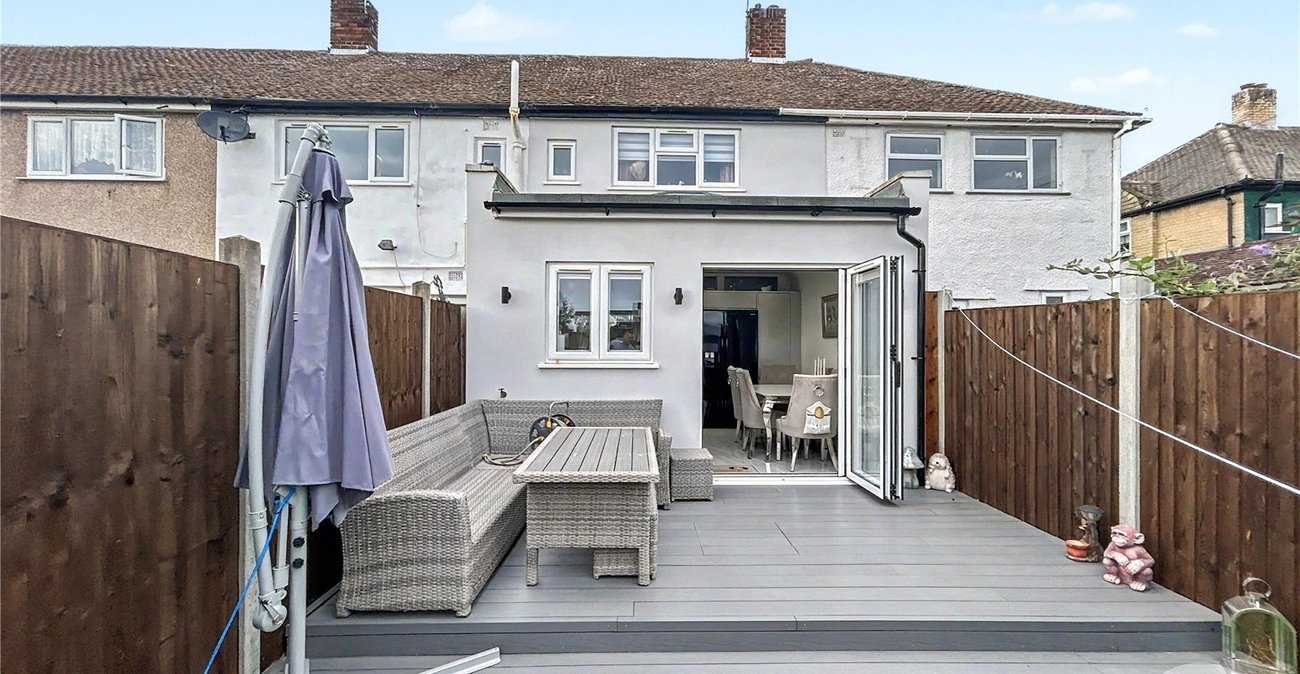 2 bedroom house for sale in Sidcup | Robinson Jackson