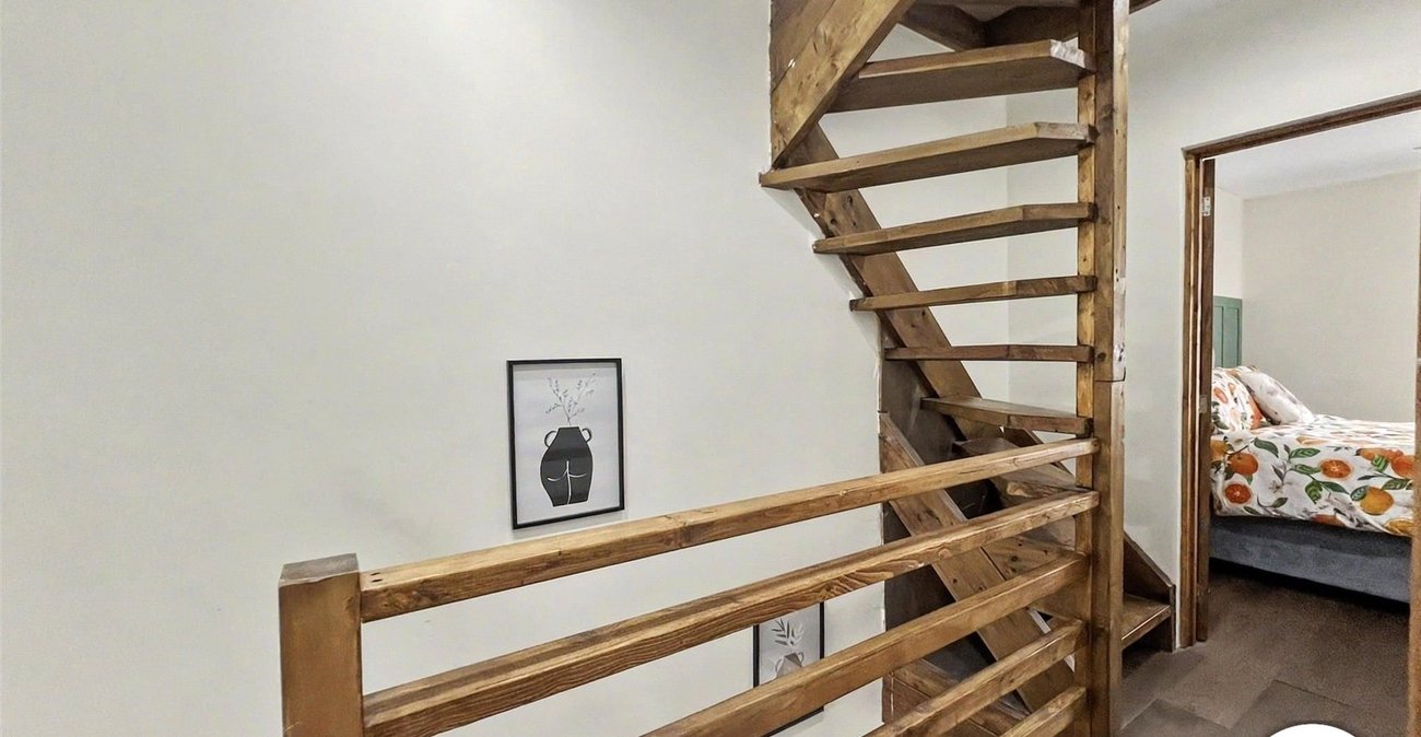 2 bedroom house for sale in Chatham | Robinson Michael & Jackson