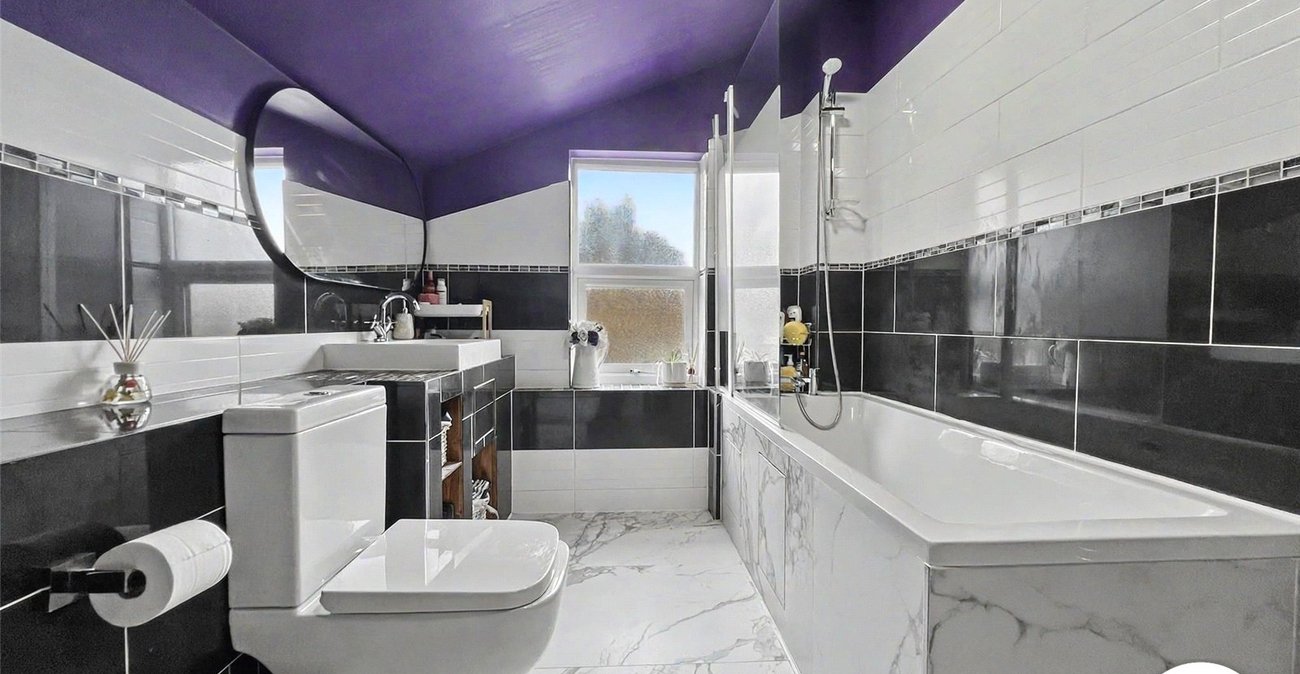 2 bedroom house for sale in  | Robinson Michael & Jackson