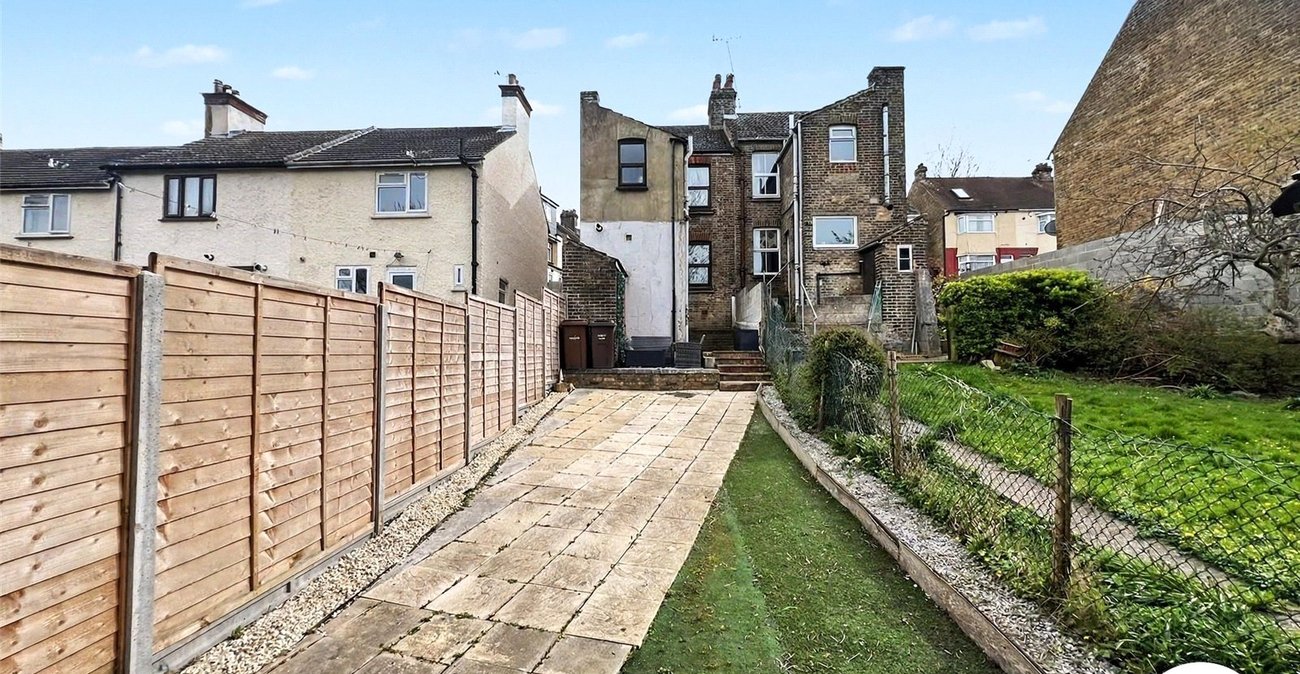 2 bedroom house for sale in  | Robinson Michael & Jackson