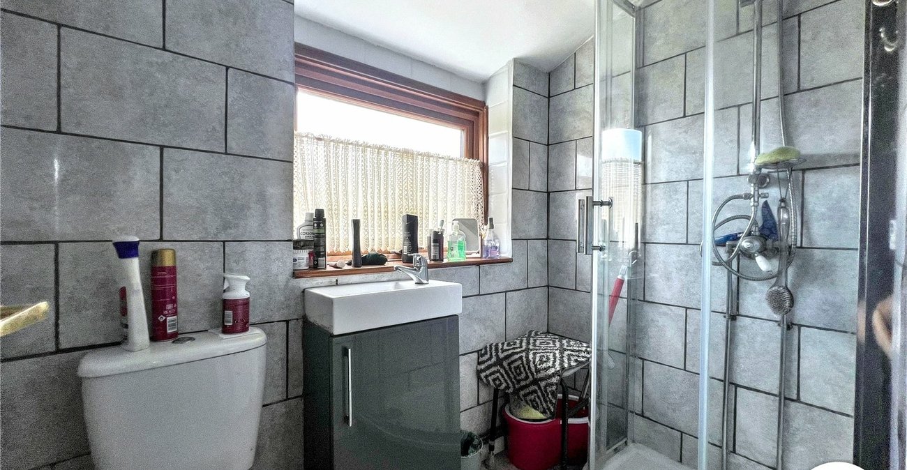 3 bedroom house for sale in Rochester | Robinson Michael & Jackson