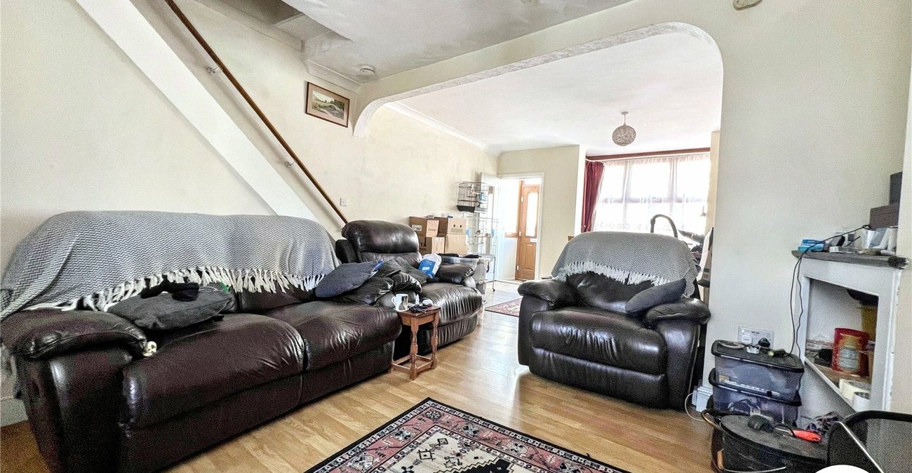 3 bedroom house for sale in Rochester | Robinson Michael & Jackson