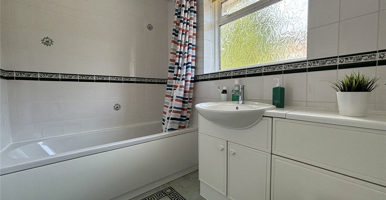 3 bedroom house for sale in Davis Estate | Robinson Michael & Jackson