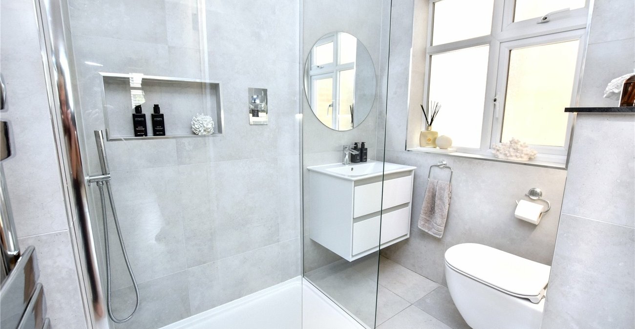 4 bedroom house for sale in Bexleyheath | Robinson Jackson