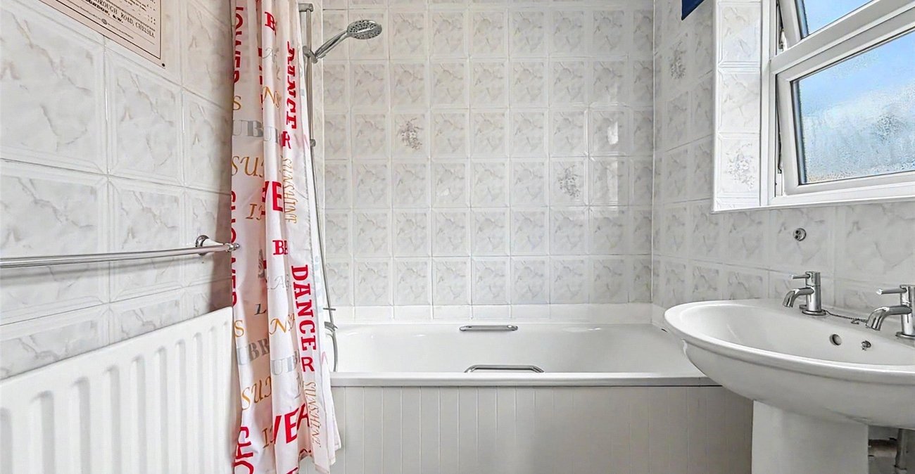3 bedroom house for sale in Gillingham | Robinson Michael & Jackson