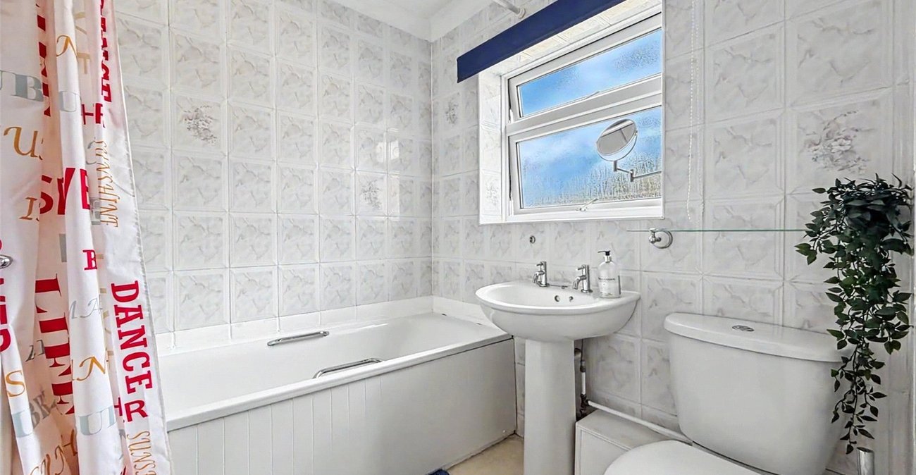 3 bedroom house for sale in Gillingham | Robinson Michael & Jackson