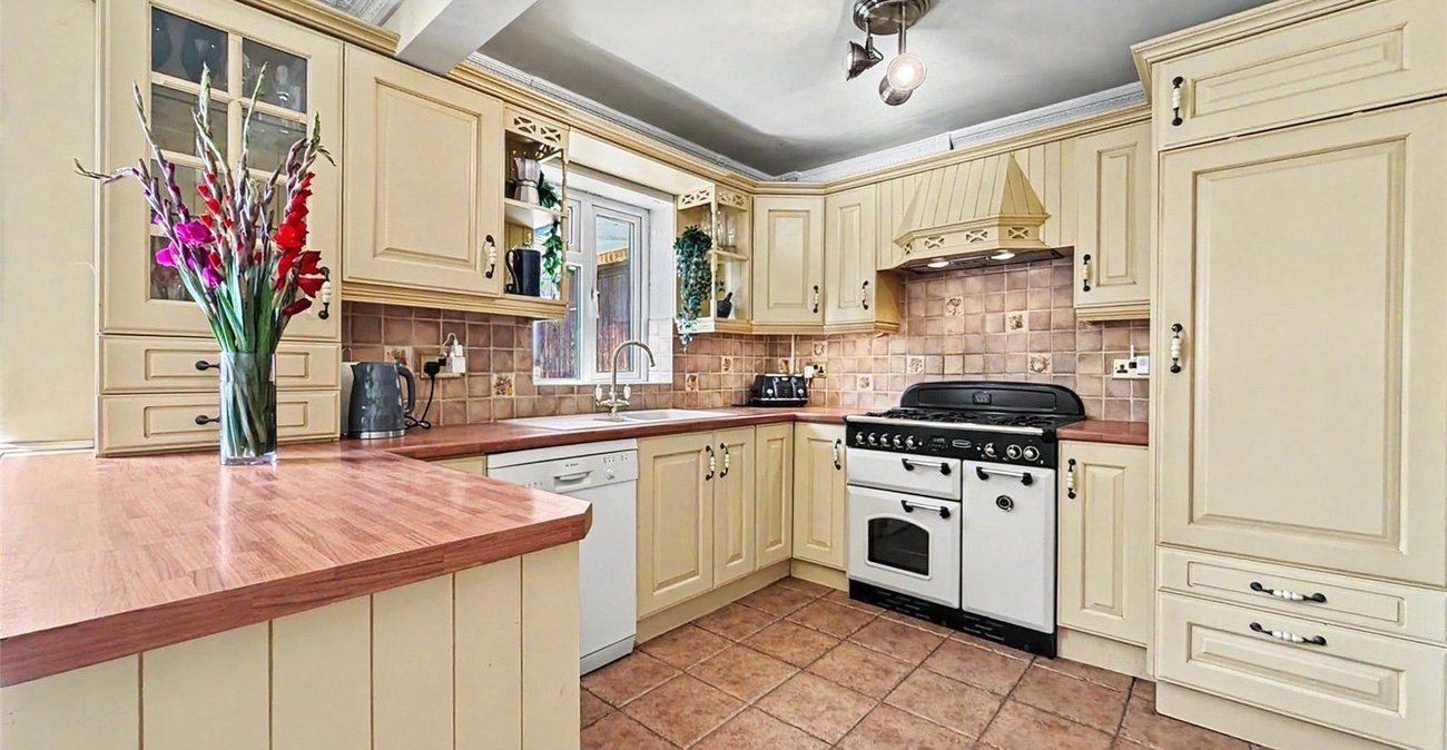 3 bedroom house for sale in Gillingham | Robinson Michael & Jackson