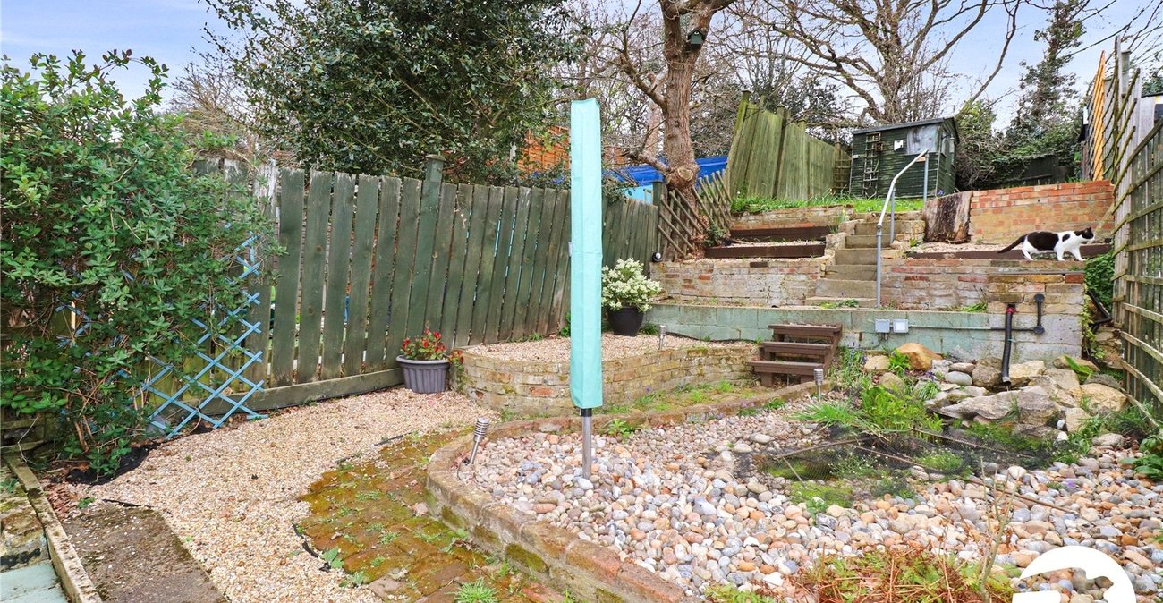 3 bedroom house for sale in Erith | Robinson Jackson