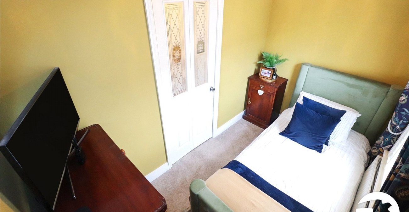 3 bedroom house for sale in Erith | Robinson Jackson