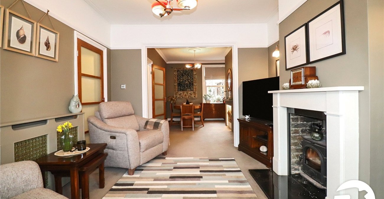 3 bedroom house for sale in Erith | Robinson Jackson